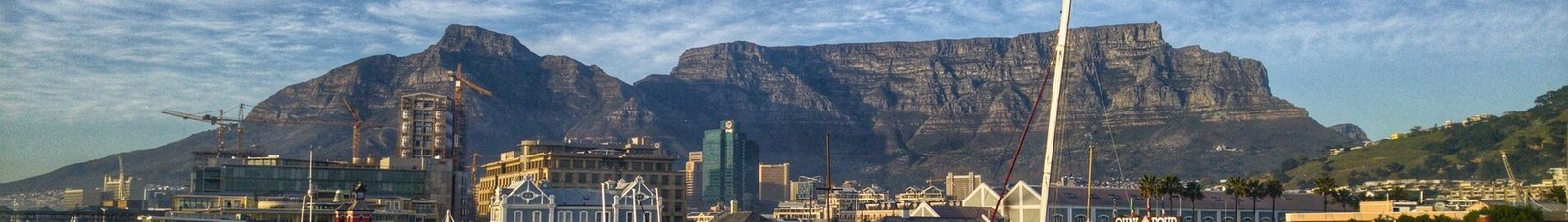 V&A Waterfront à Cape Town avec Table Mountain