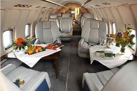 **Alternative Balise :** Location jet privé, intérieur du Challenger 600.