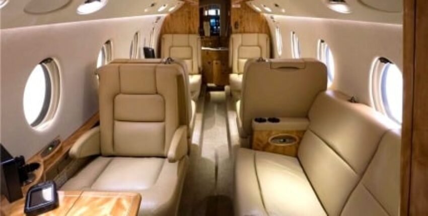 Jet privé GULFSTREAM G150 cabine intérieure