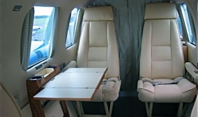 Cabine intérieure Piper PA31