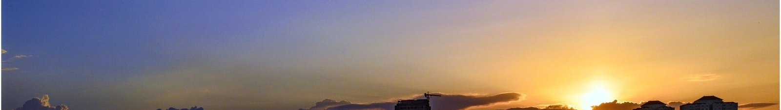 Hanoï : toits de la ville au coucher du soleil et plaisir de l'eau