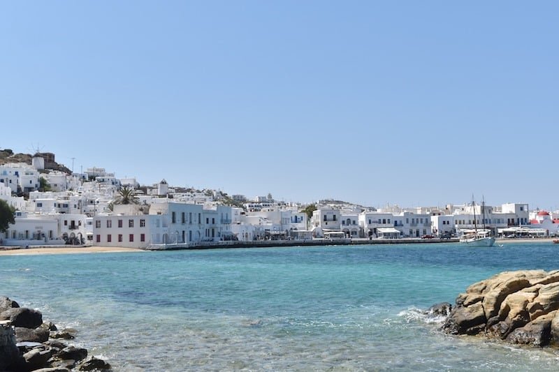 private-flight-mykonos