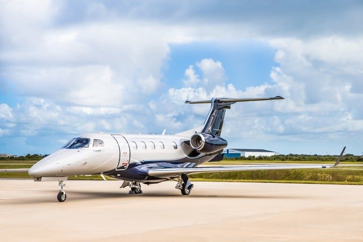 JET PRIVÉ PHENOM 300 EMBRAER - GCD Logistique Aviation