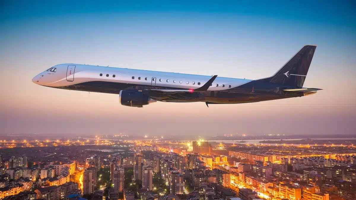 JET PRIVÉ EMBRAER LINEAGE1000E