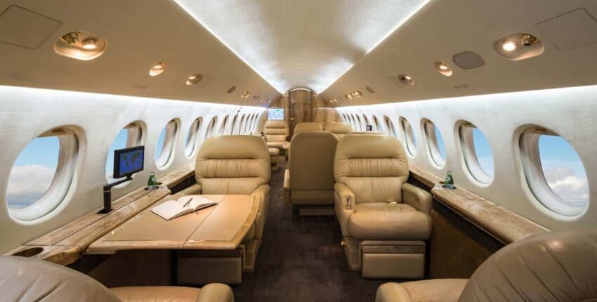 Falcon 900 intérieur