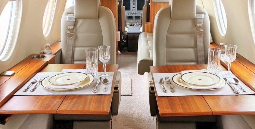 location jet privé : intérieur du Nextant 400 XT luxueux