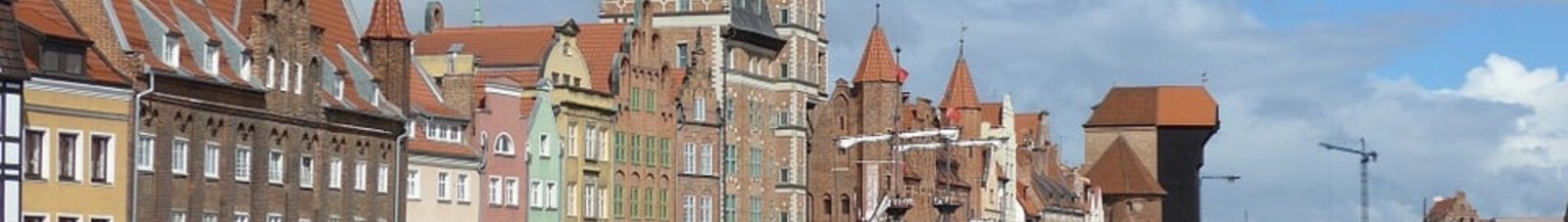 Gdansk : Bâtiments colorés et rivière pittoresque.