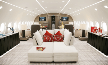 La cabine très luxueuse d'un jet privé