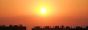 Coucher du soleil sur Sabadell offrant des vues époustouflantes.
