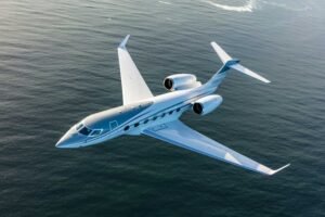 **Location jet privé : Luxe au-dessus de l'océan.**