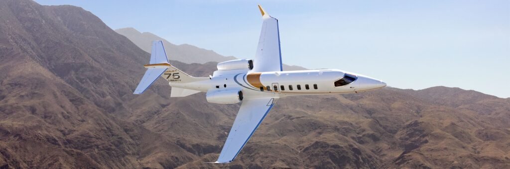 Bombardier_Learjet_75