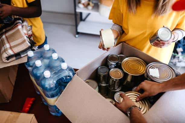 carton aide humanitaire