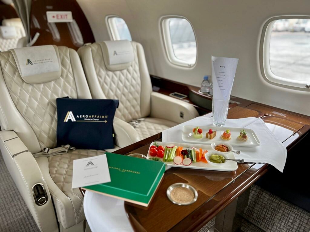 Menus gastronomiques à bord des jets privés. Exemple d'un menu Keto
