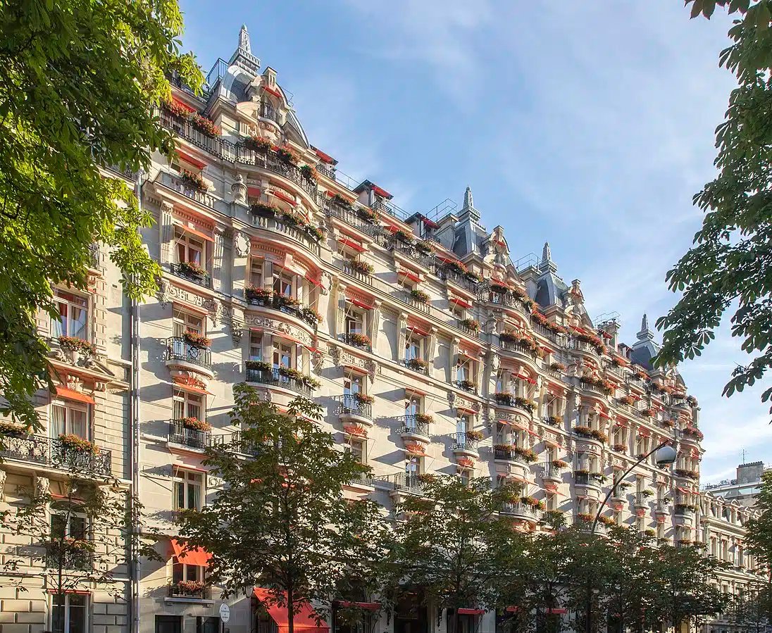 Palace parisien - Plaza Athénée