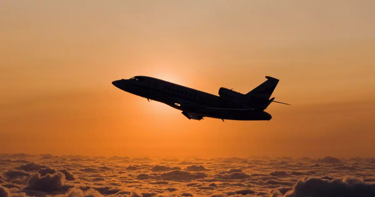 falcon 900