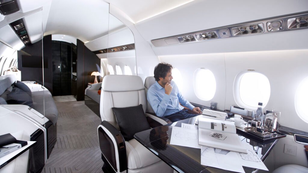 6X spacious cabin